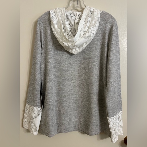 Doe & Rae Gray and White Lace Hoodie - Picture 2 of 8